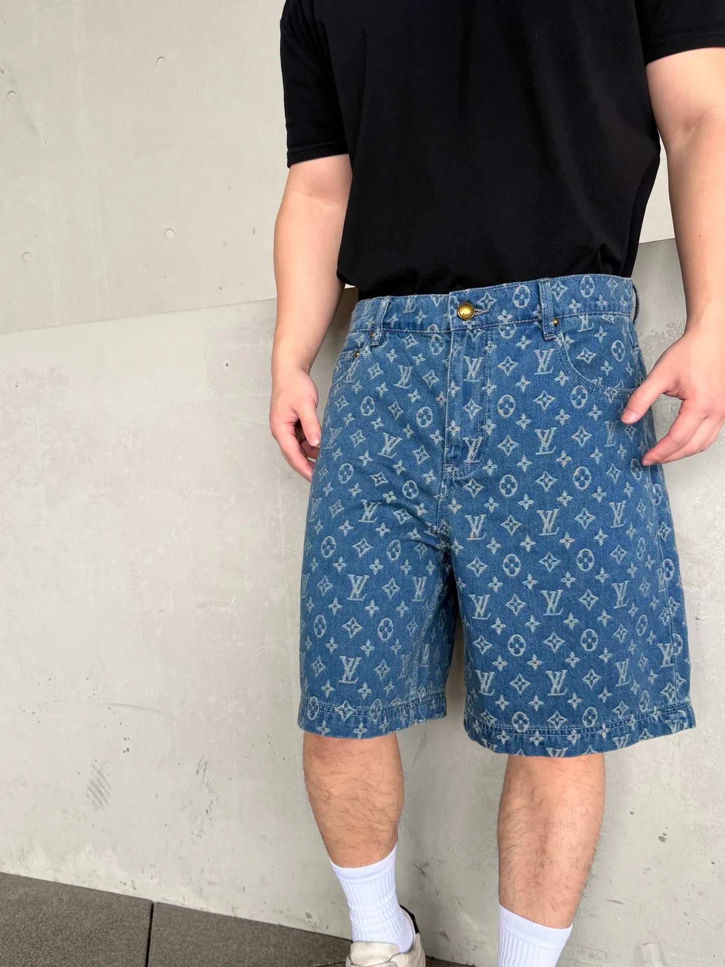 Louis Vuitton/